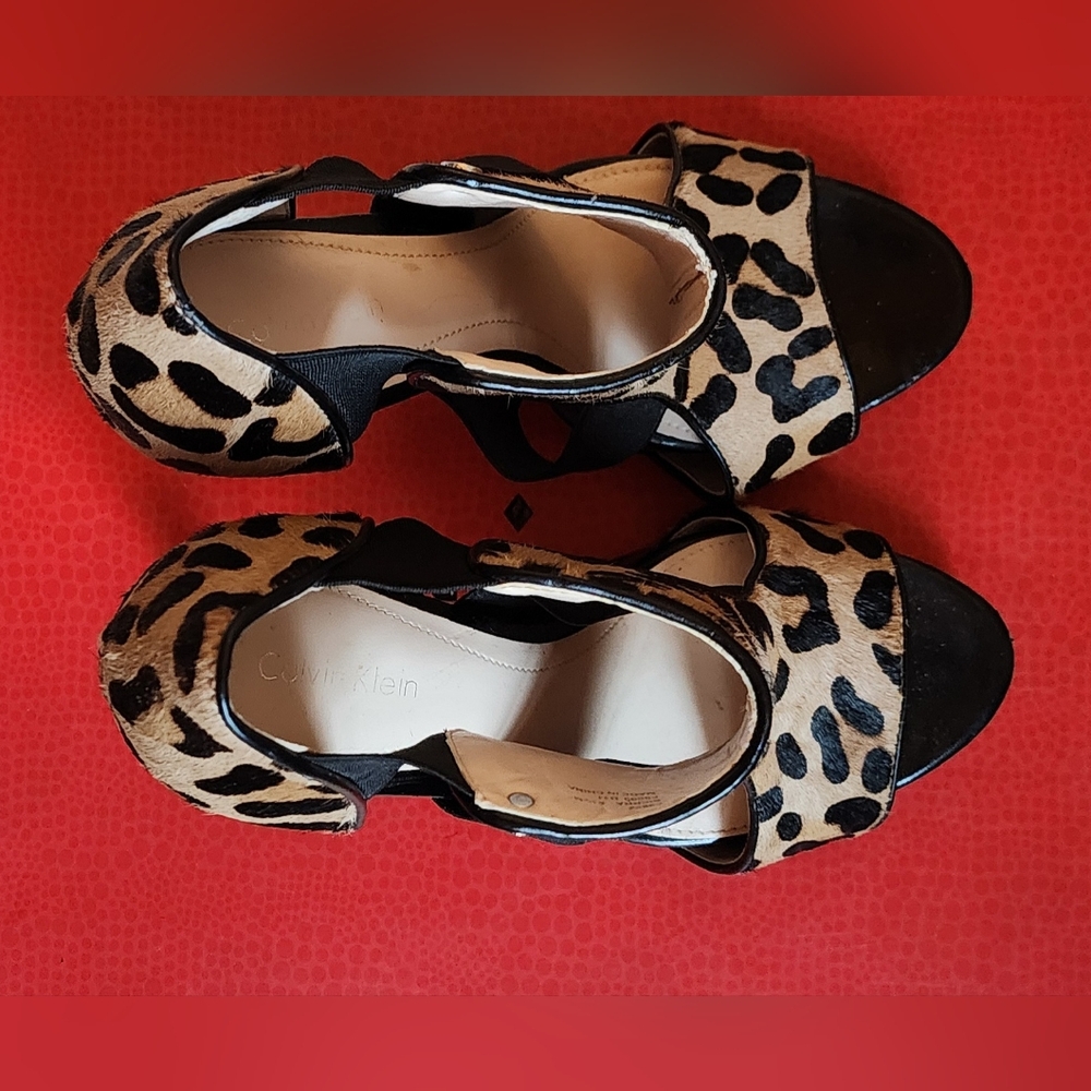 HOT!  Calvin Klein 6.5" Sexxy heels!!  Peep toes & open sides. - Picture 5 of 12